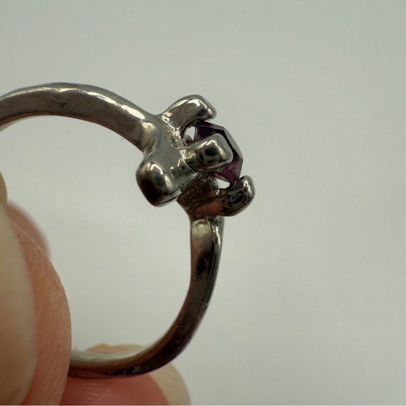 Silver and Pink Ring with Classic Prong Setting Size 6.25 - Picture 3 of 7